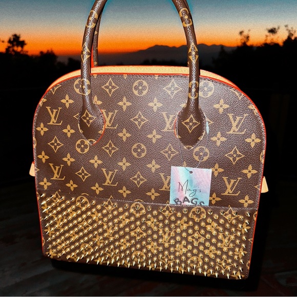 Louis Vuitton x Louboutin: Iconoclast LV Spiked Celebrity Tote Bag (300 made) - Picture 3 of 17